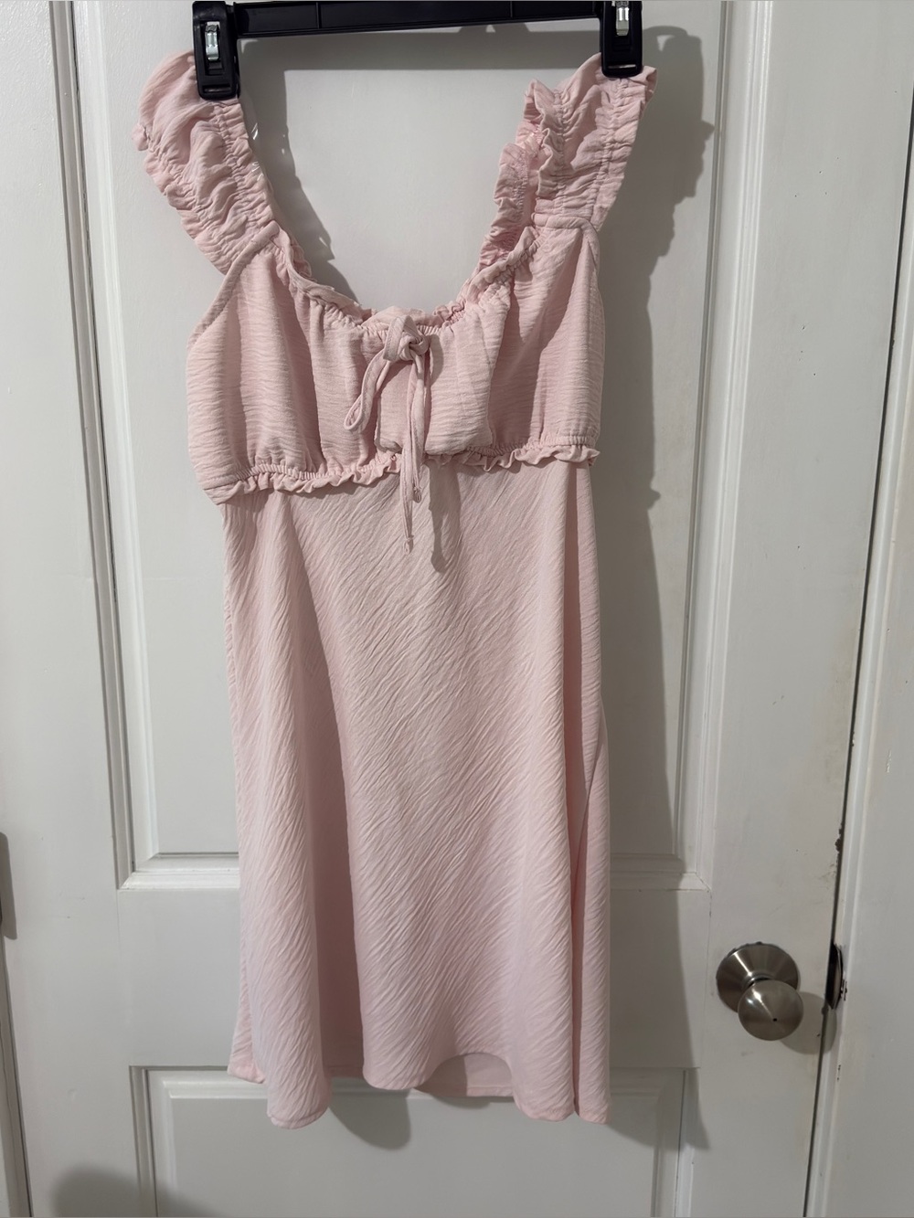 BABY PINK 🩷 RUFFLE MINI DRESS SIZE MEDIUM